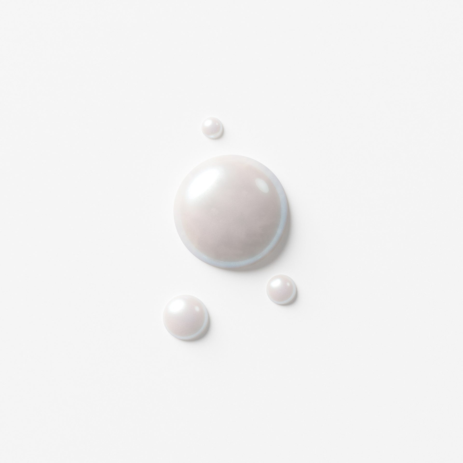Alûstre Packshot Droplet 026R TOP COAT 01
