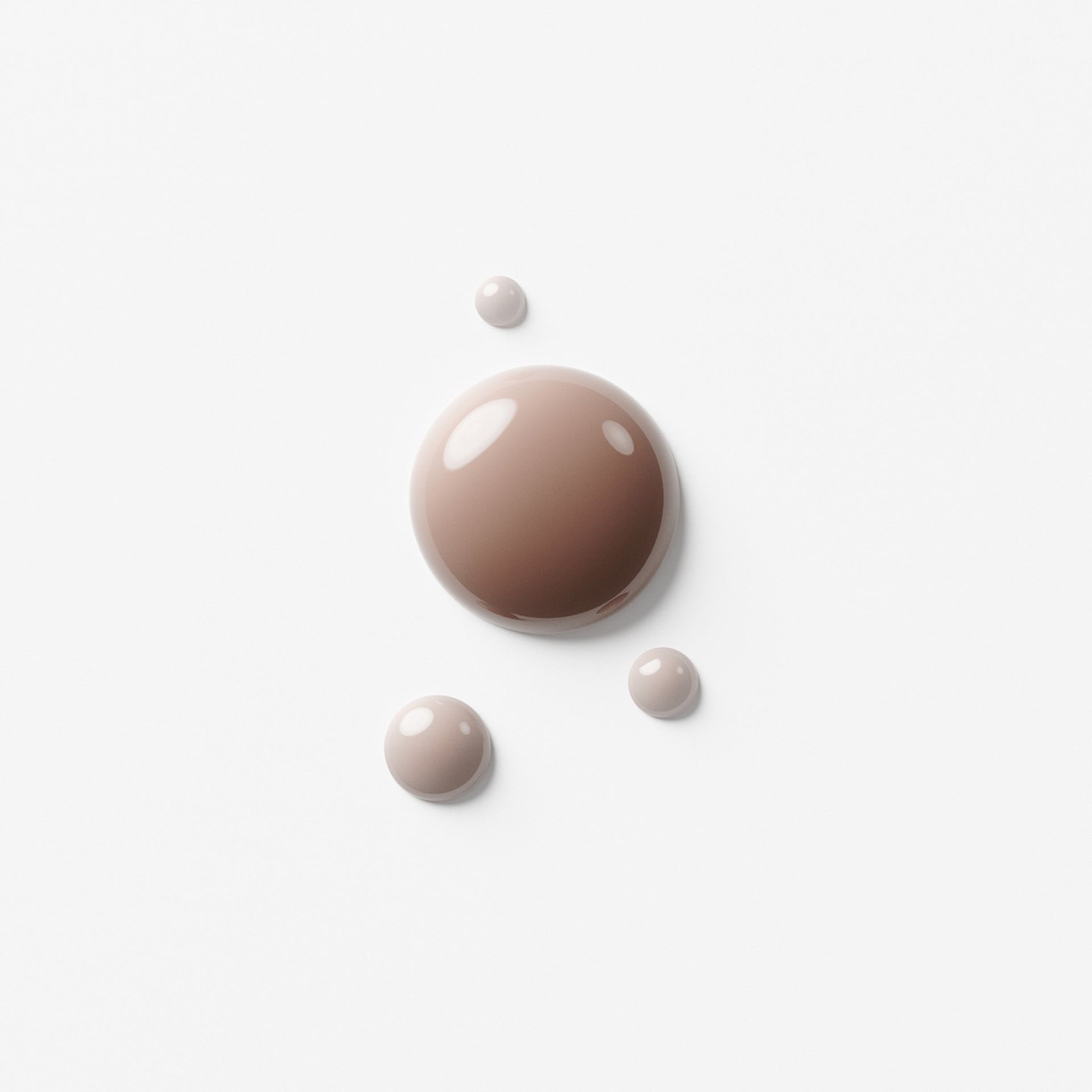 Alûstre Packshot Droplet 046T TOP COAT 01